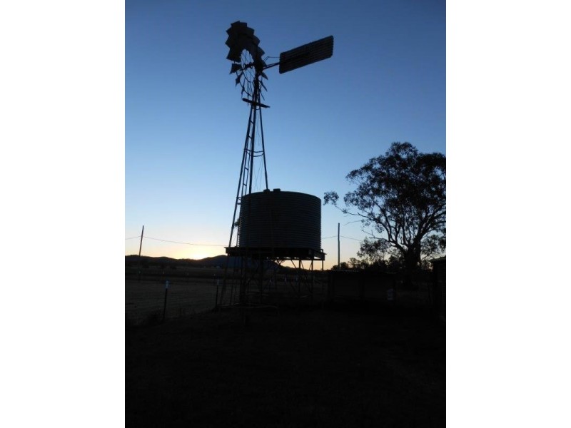 16 and 16A King Street, Duri NSW 2344