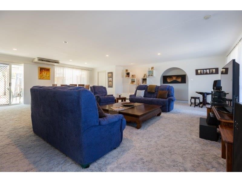 30 Caloola Street, Tamworth NSW 2340