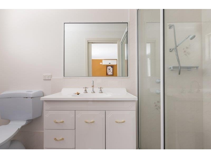 30 Caloola Street, Tamworth NSW 2340