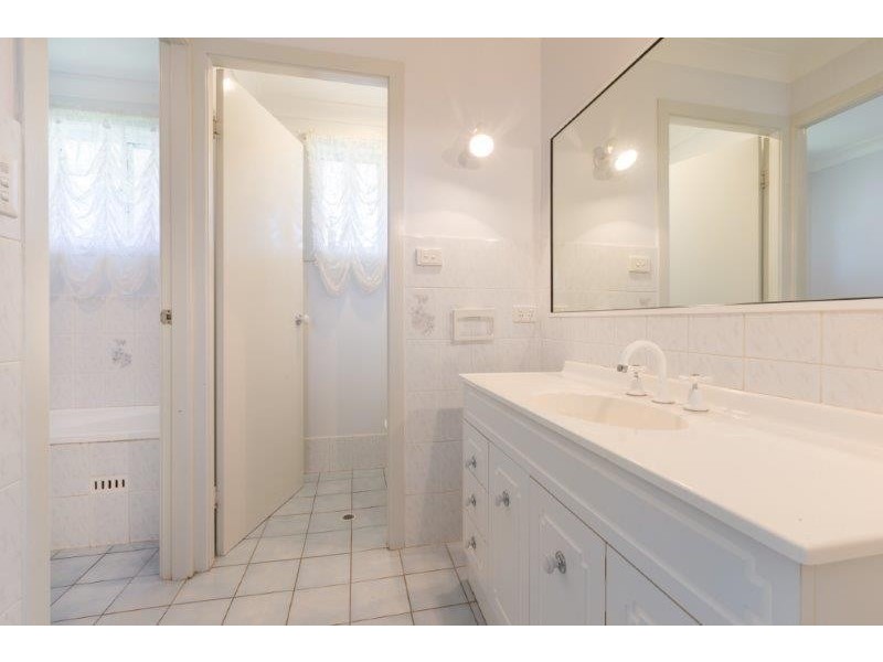 30 Caloola Street, Tamworth NSW 2340