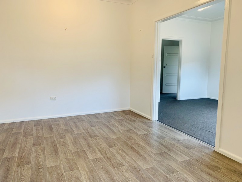 33 Manilla Road, Tamworth NSW 2340