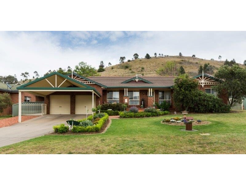 74 Tribe Street, Tamworth NSW 2340