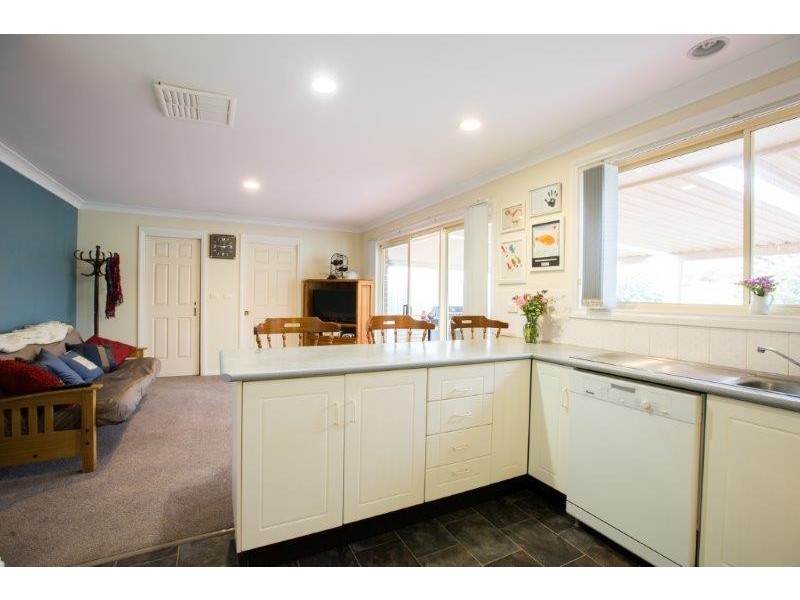 74 Tribe Street, Tamworth NSW 2340