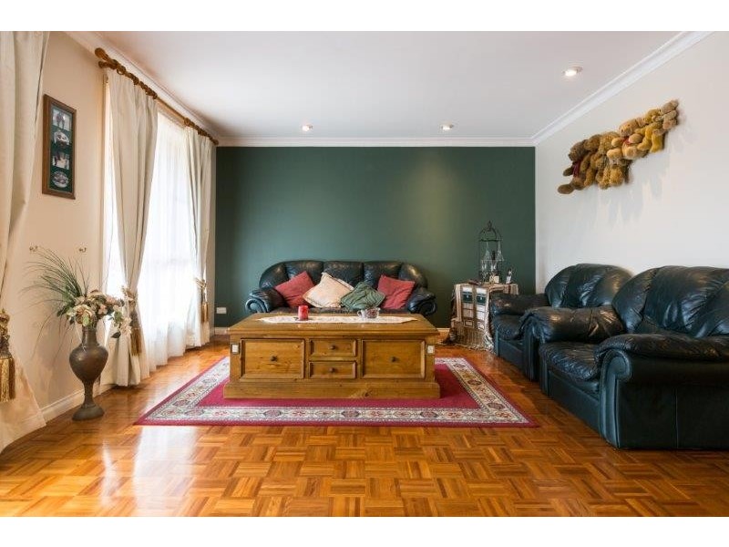 74 Tribe Street, Tamworth NSW 2340