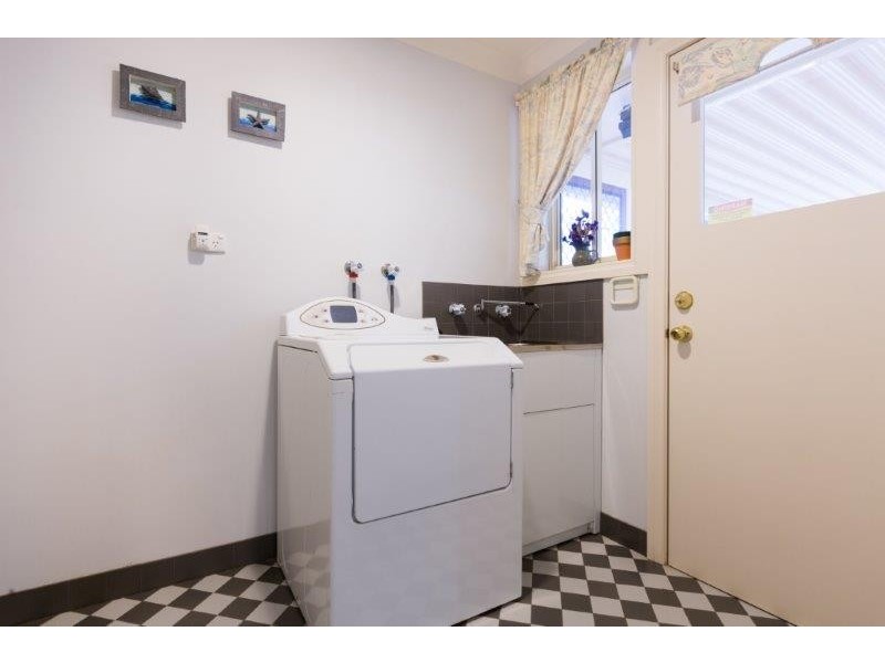 74 Tribe Street, Tamworth NSW 2340