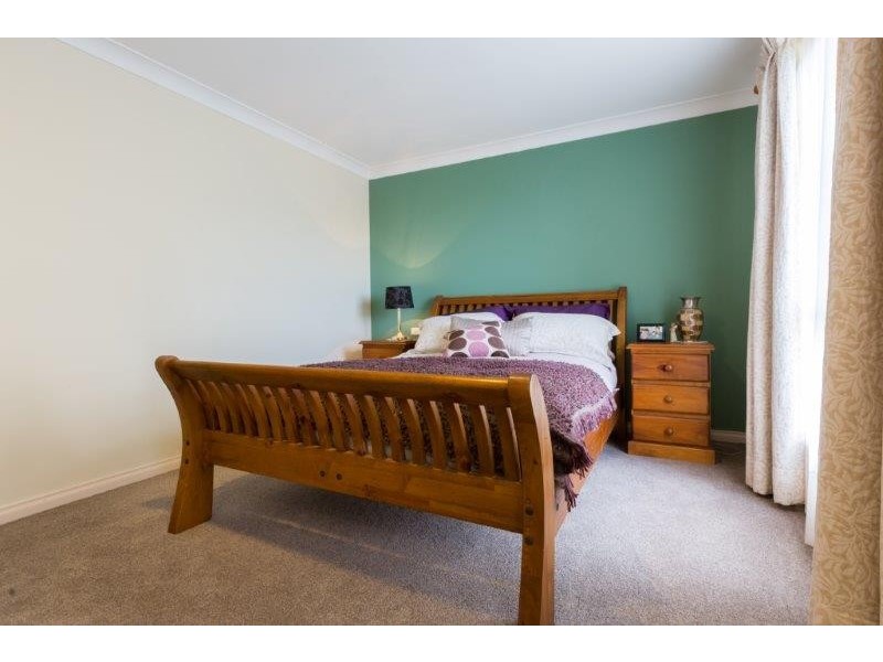 74 Tribe Street, Tamworth NSW 2340