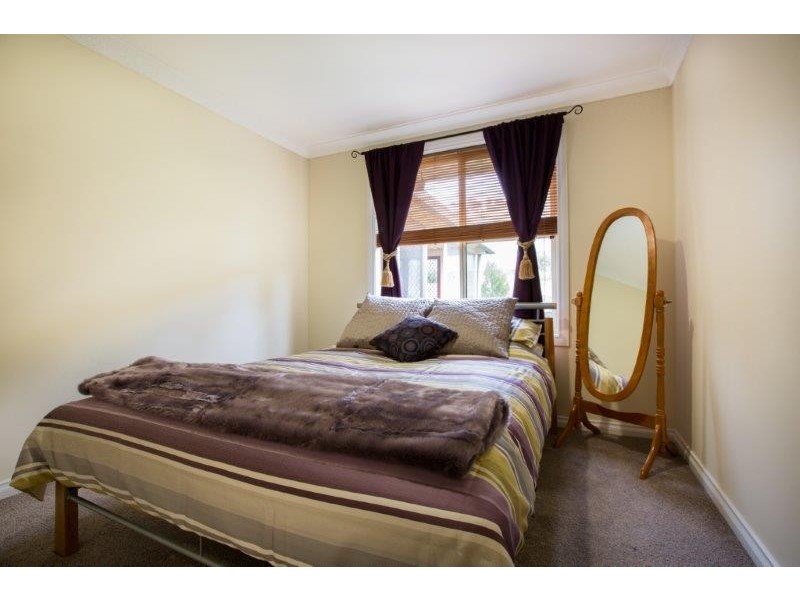 74 Tribe Street, Tamworth NSW 2340