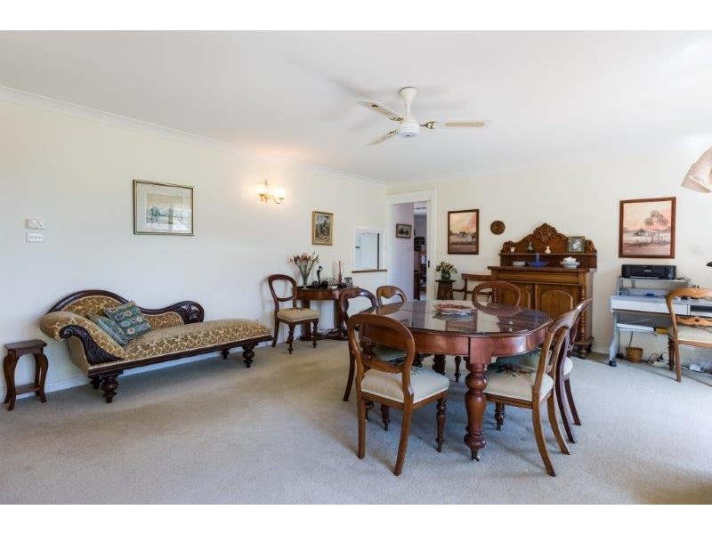 5 Arunta Place, Tamworth NSW 2340