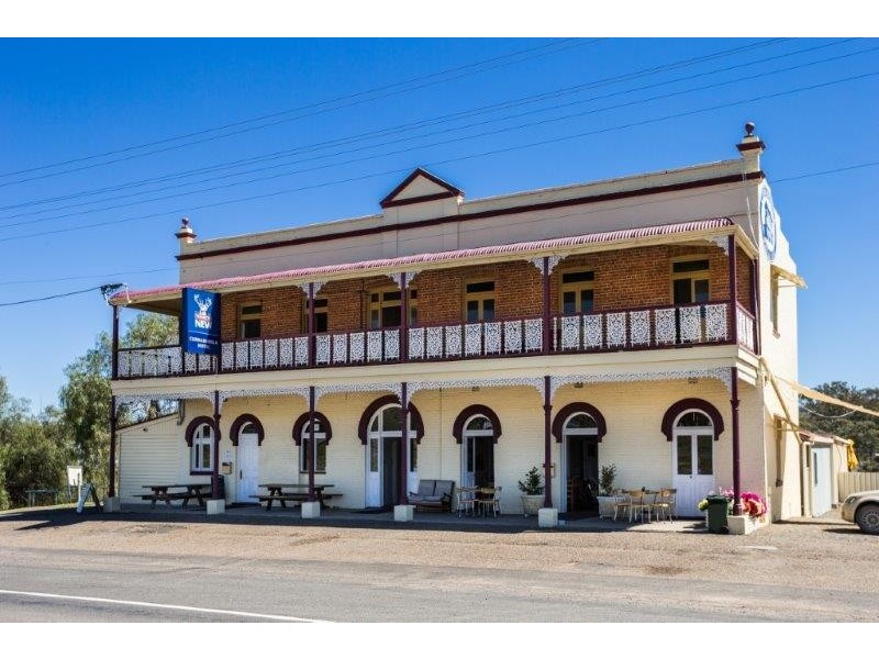 1 Davis Street, Currabubula NSW 2342