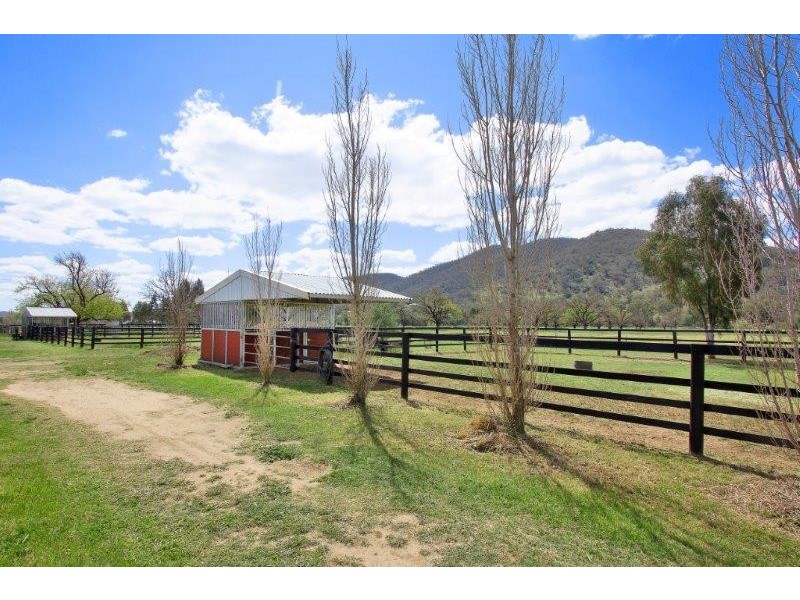 144-162 King George V Avenue, Tamworth NSW 2340