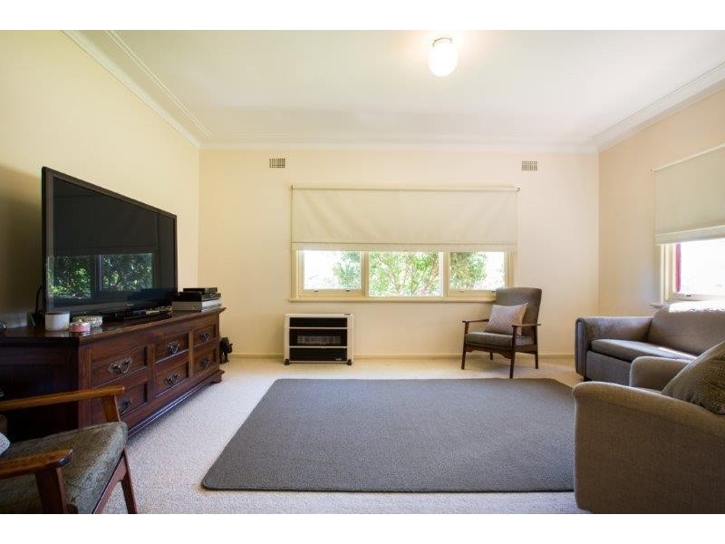 112 Kent Street, Tamworth NSW 2340