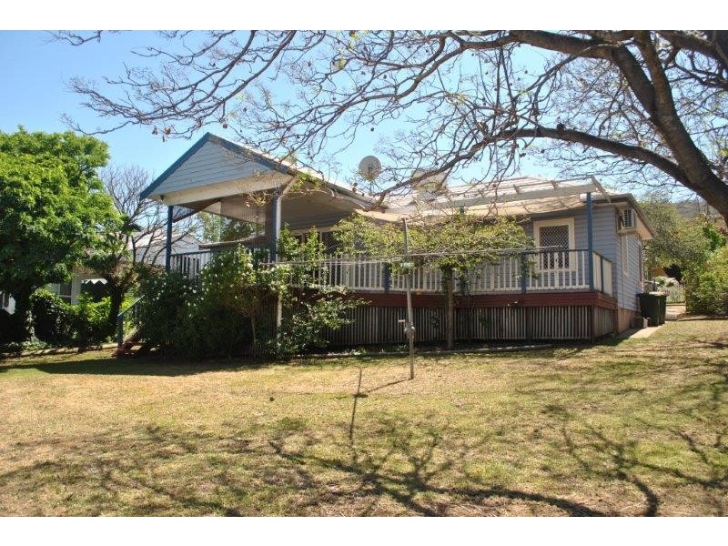 109 Rawson Avenue, Tamworth NSW 2340