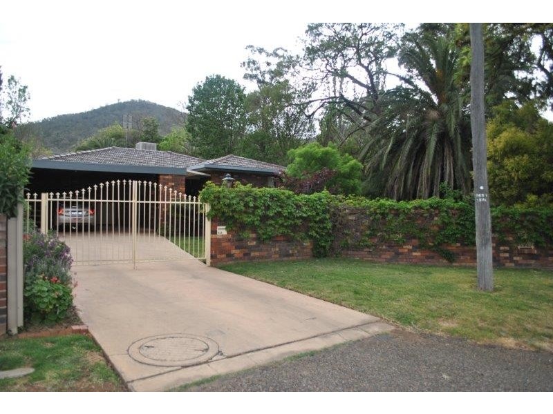 42a Dowell Avenue, Tamworth NSW 2340