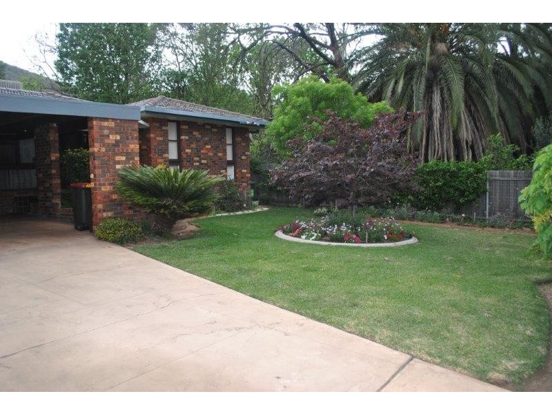 42a Dowell Avenue, Tamworth NSW 2340