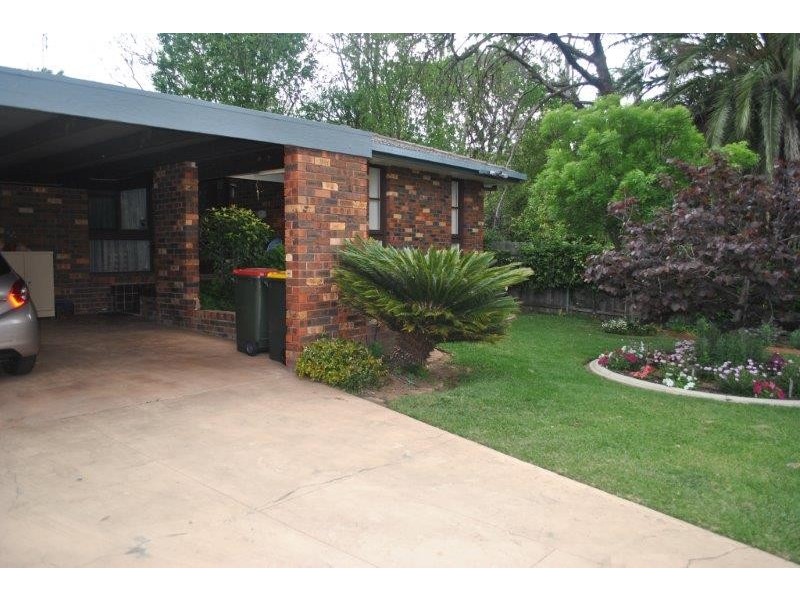 42a Dowell Avenue, Tamworth NSW 2340