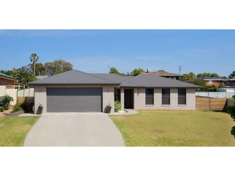 52 Campbell Road, Tamworth NSW 2340