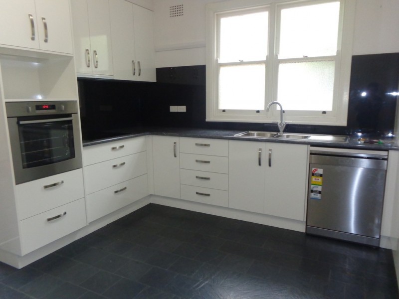 110 Upper Street, Tamworth NSW 2340