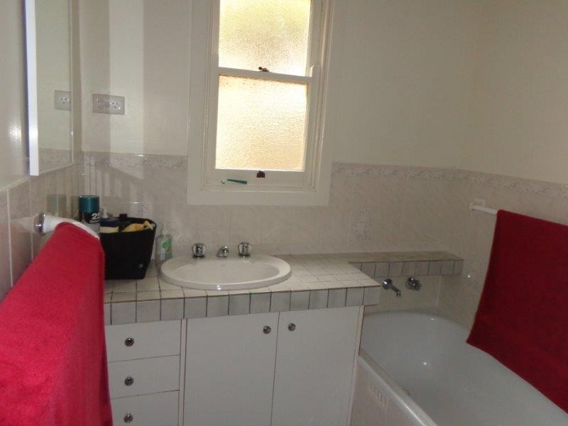 110 Upper Street, Tamworth NSW 2340