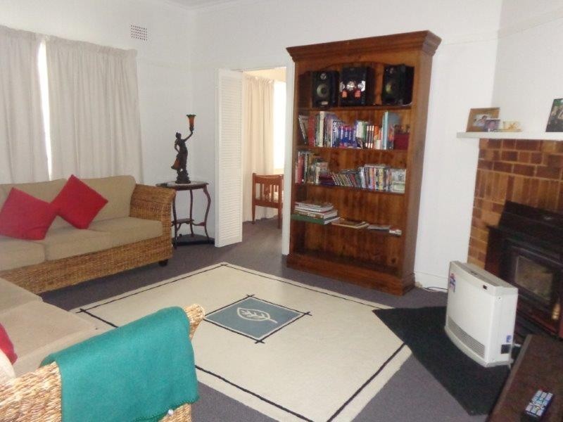 110 Upper Street, Tamworth NSW 2340