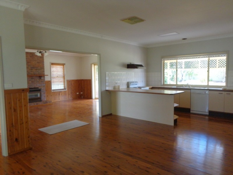 16 The Terrace, Tamworth NSW 2340