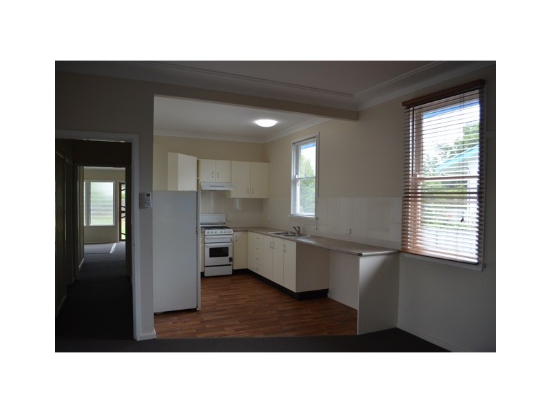 24 Stewart Avenue, Tamworth NSW 2340