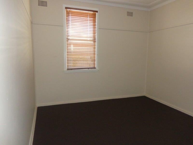 24 Stewart Avenue, Tamworth NSW 2340