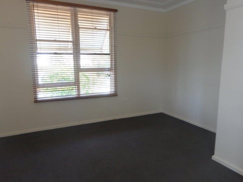 24 Stewart Avenue, Tamworth NSW 2340