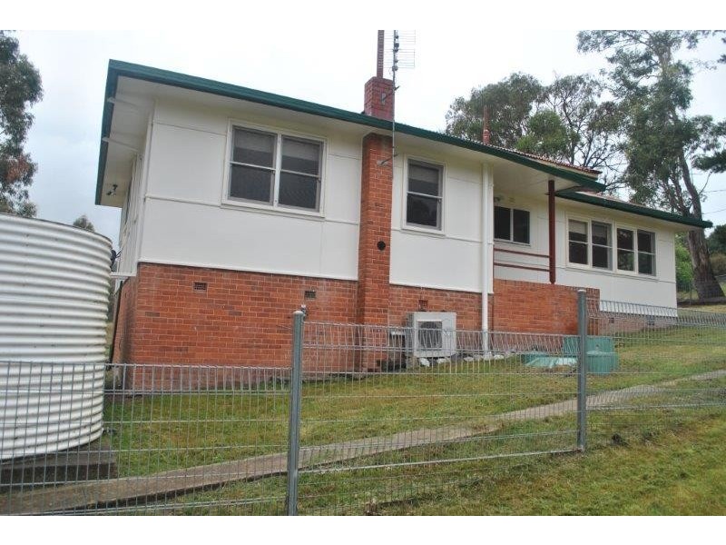 25 Foster Street, Niangala NSW 2354