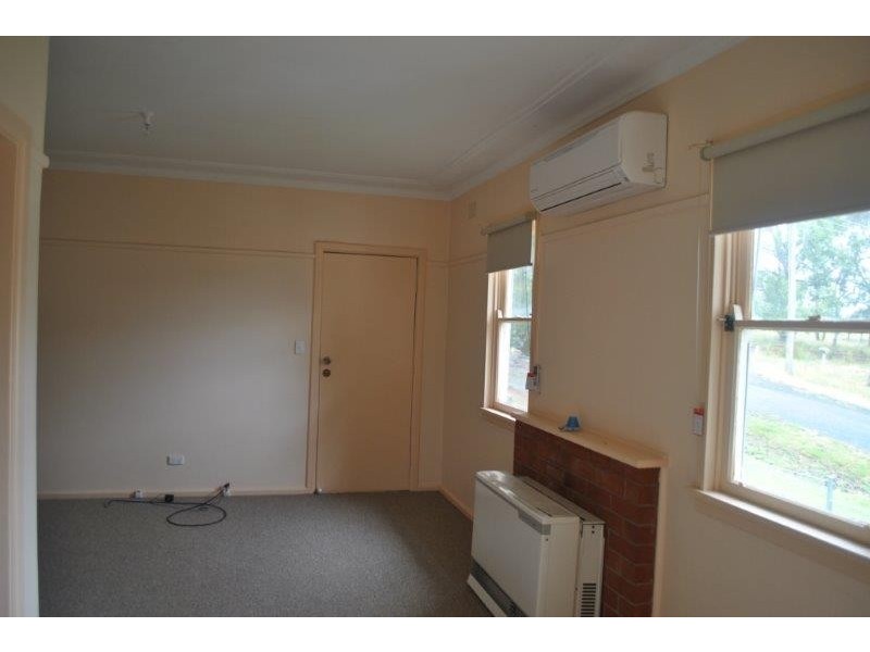 25 Foster Street, Niangala NSW 2354