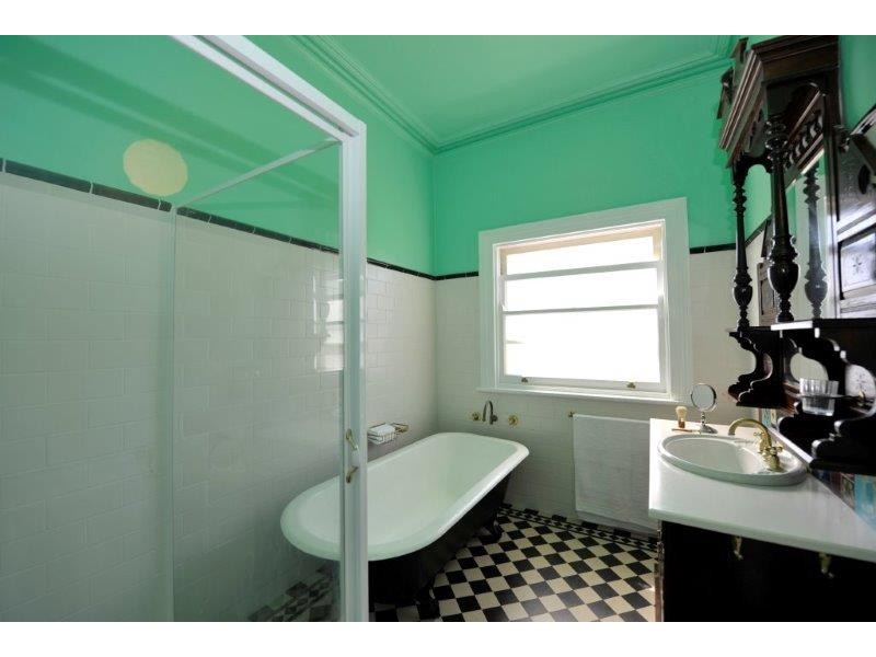 153 Carthage Street, Tamworth NSW 2340