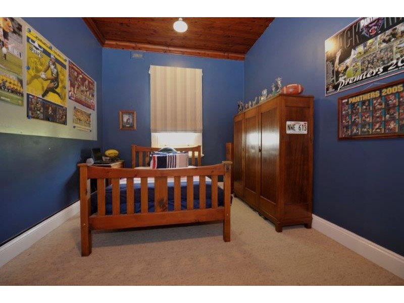 153 Carthage Street, Tamworth NSW 2340