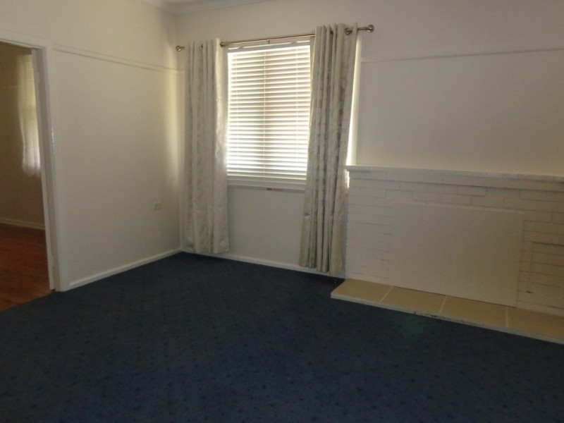 75 Peel Street, Tamworth NSW 2340