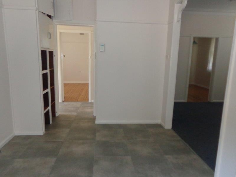 75 Peel Street, Tamworth NSW 2340