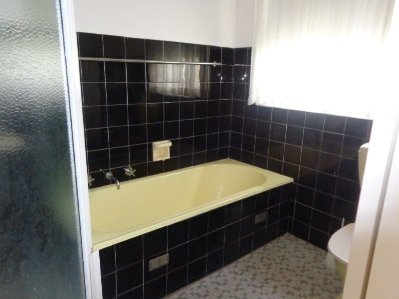 75 Peel Street, Tamworth NSW 2340