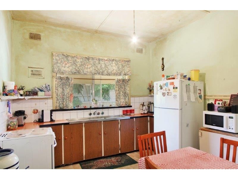 41 Gipps Street, Tamworth NSW 2340