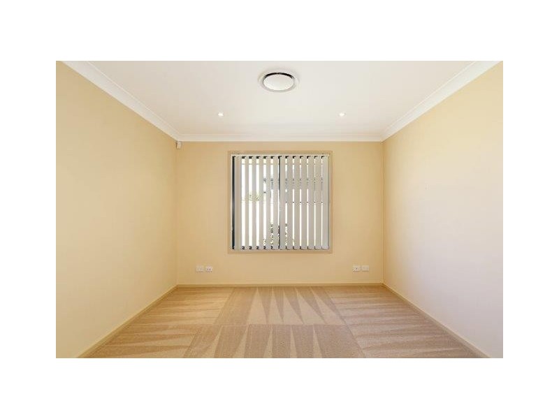 5 Falcon Drive, Tamworth NSW 2340