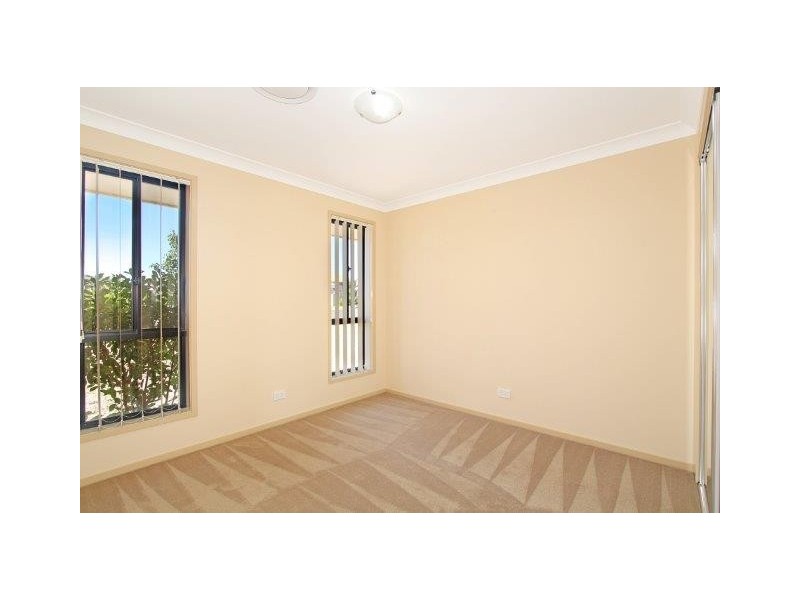 5 Falcon Drive, Tamworth NSW 2340