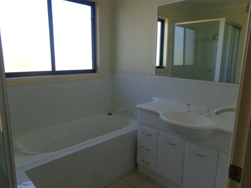 4/345 Armidale Road, Tamworth NSW 2340