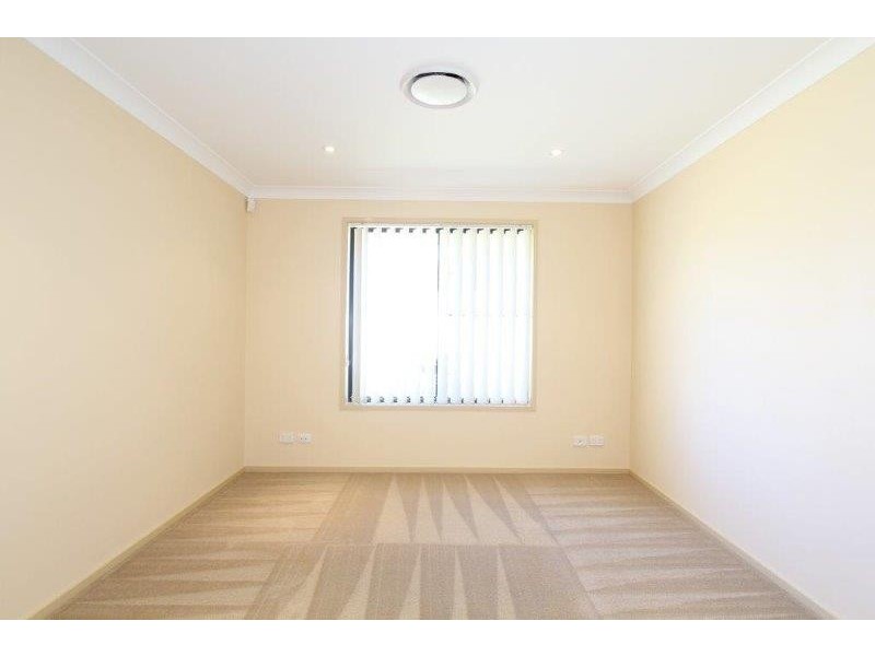 5 Falcon Drive, Tamworth NSW 2340