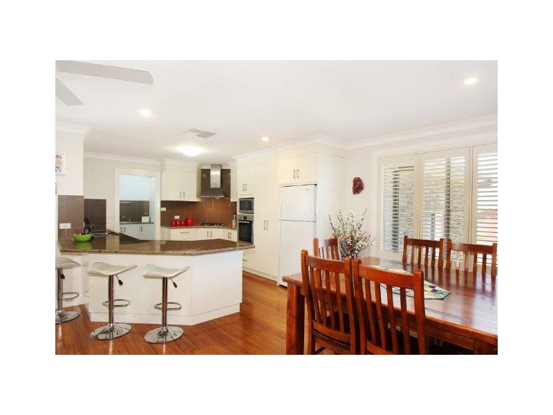 10 Emerald Avenue, Tamworth NSW 2340