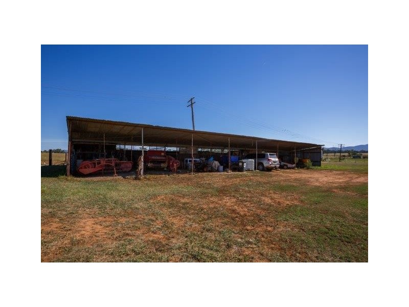 532 Gowrie Road, Duri NSW 2344