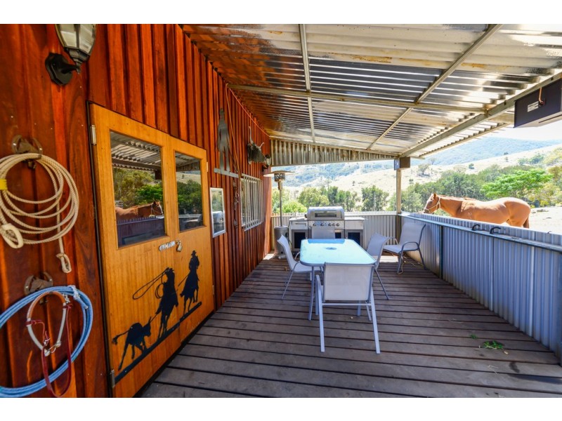 844 Duncans Creek Road, Woolomin NSW 2340