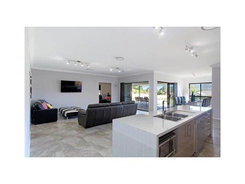 14 Penlee Road, Tamworth NSW 2340