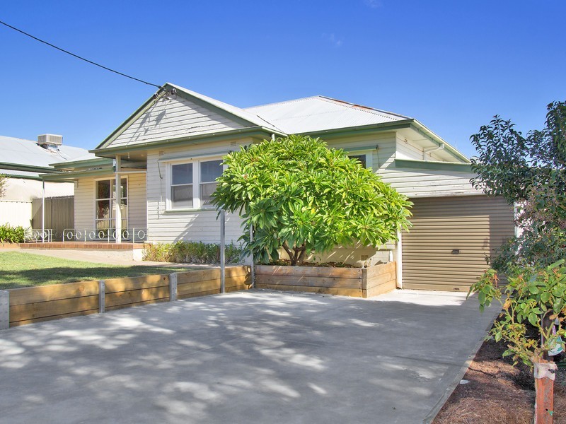 1A Parry Street, Tamworth NSW 2340