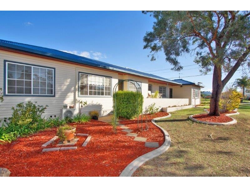 10 Jean Street, Tamworth NSW 2340