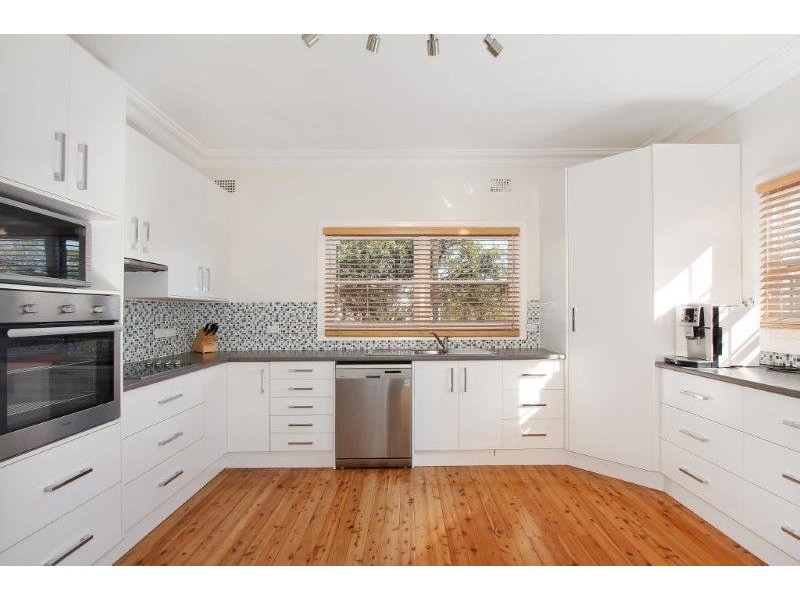 10 Jean Street, Tamworth NSW 2340