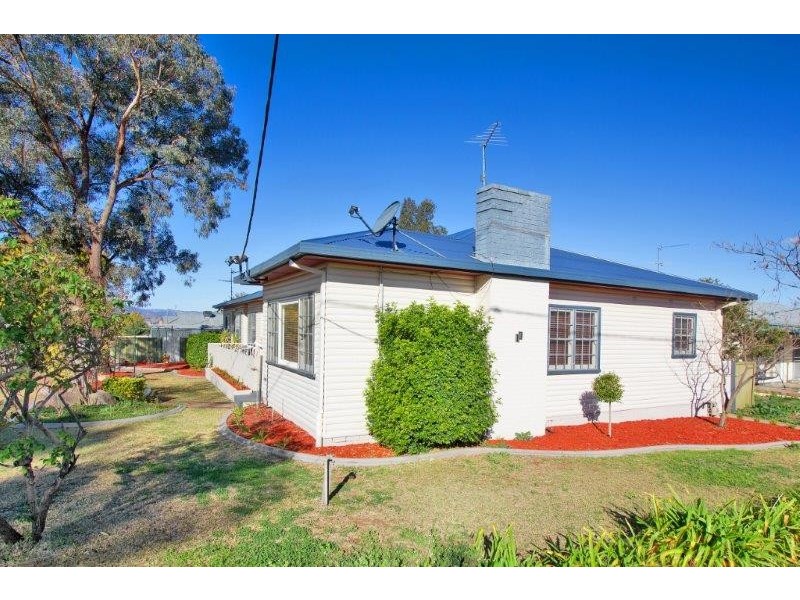 10 Jean Street, Tamworth NSW 2340