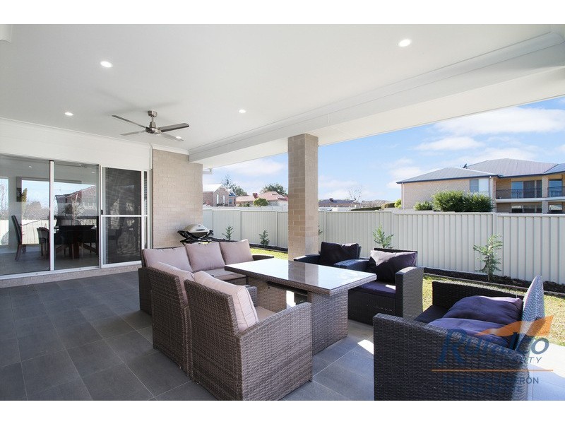 39 Ebony Close, Tamworth NSW 2340