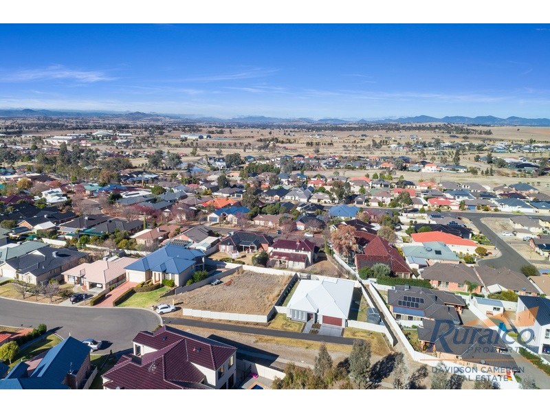 39 Ebony Close, Tamworth NSW 2340