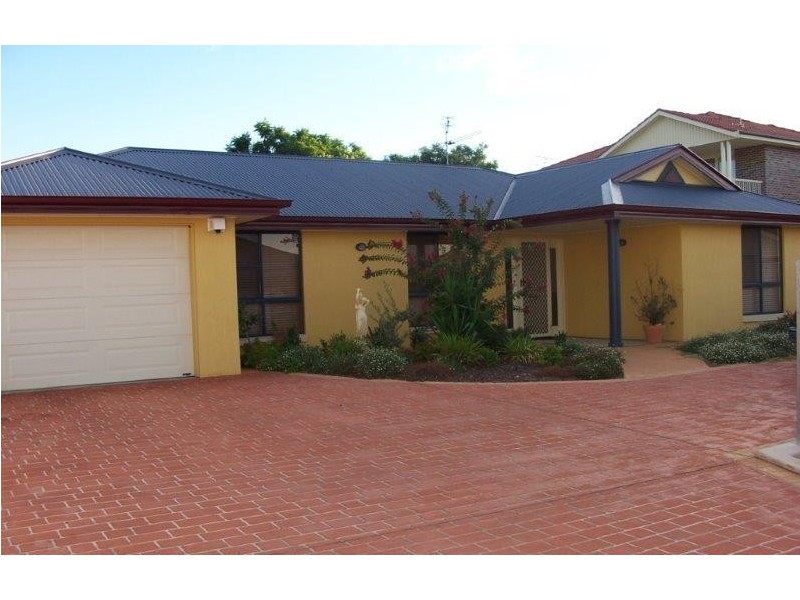 32 Piper Street, Tamworth NSW 2340